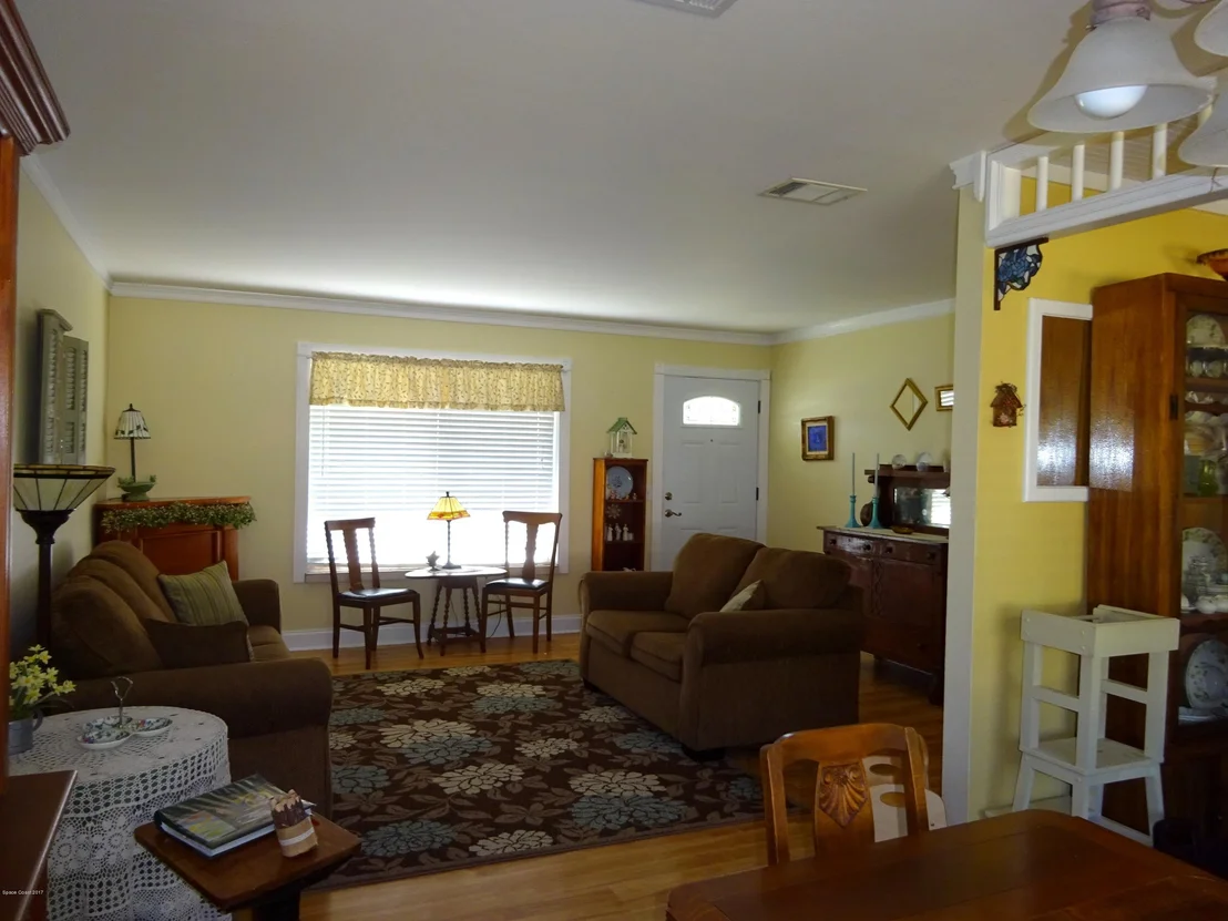Photo of 1349 Freil Road NE