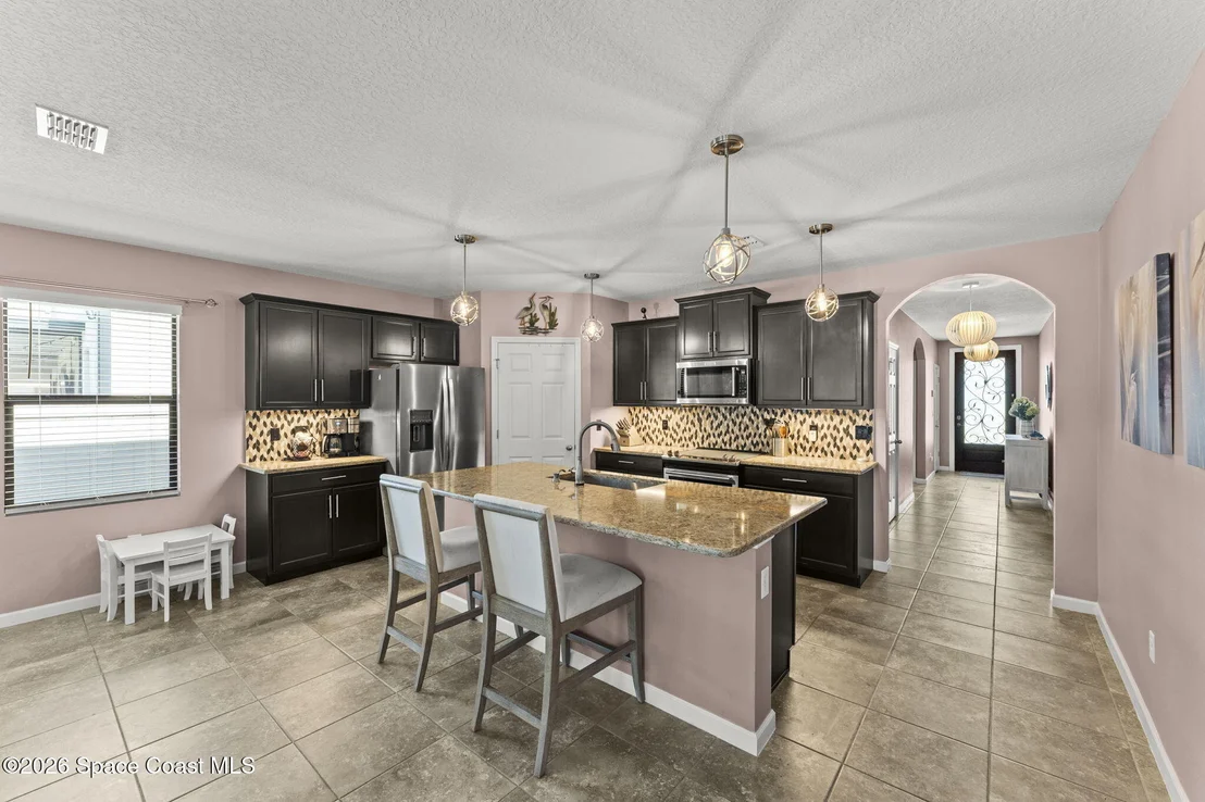 Photo of 618 Coyote Drive