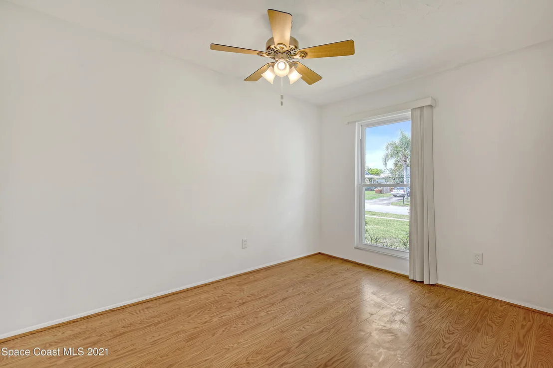 Photo of 1415 Cindy Circle NE