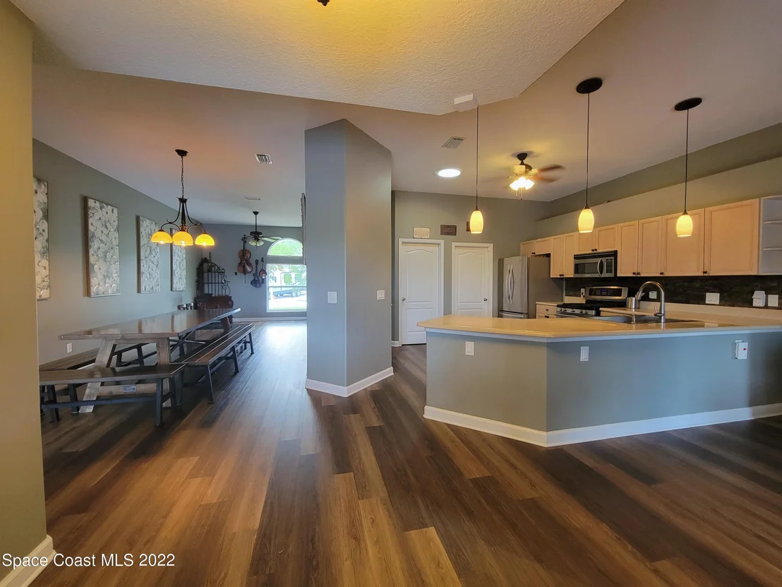 Photo of 5061 Somerville Drive