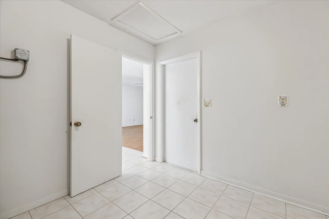 Photo of 2962 Chipper Drive NE
