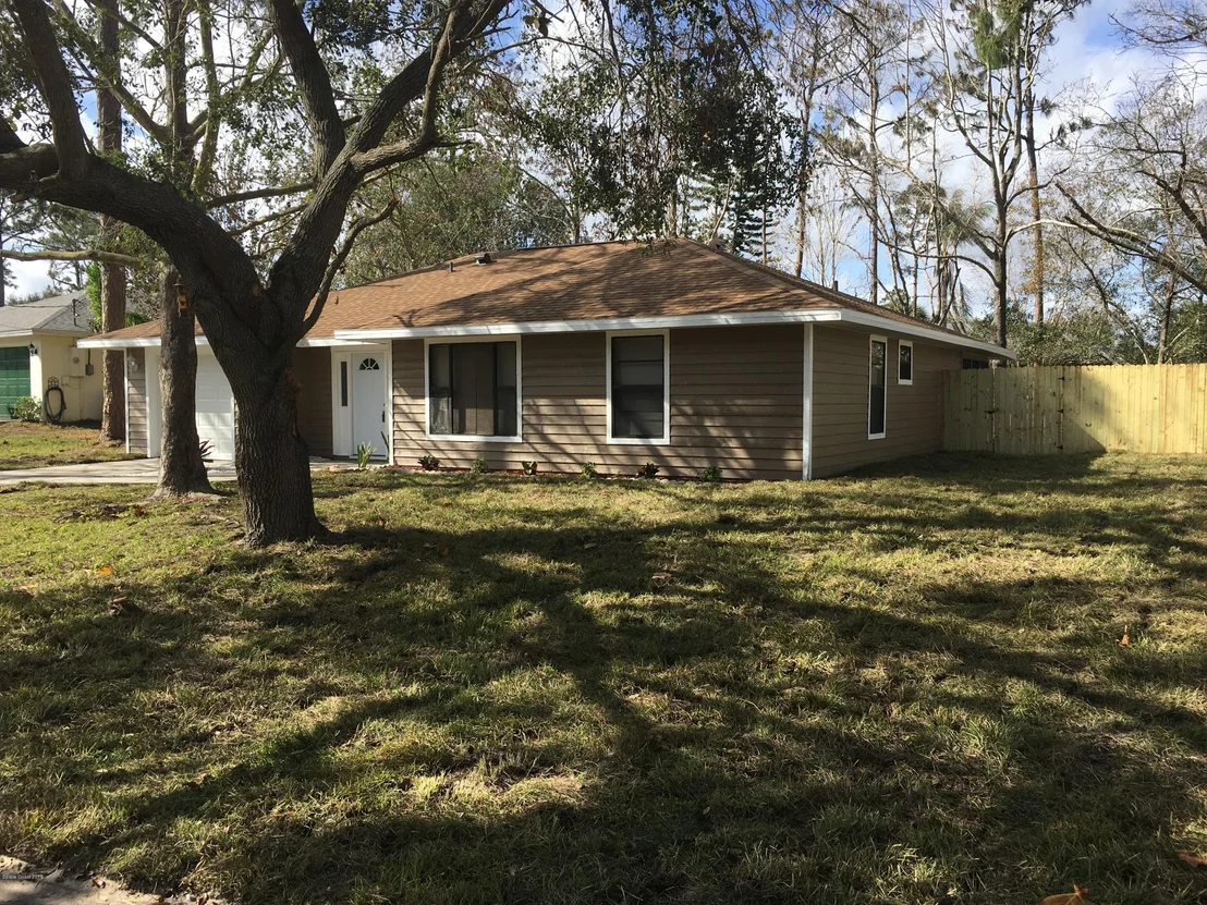 Photo of 6166 Corning Road