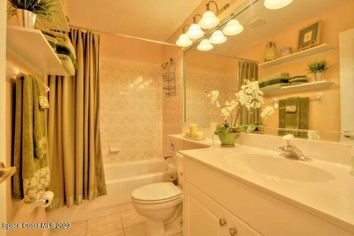 Photo of 991 Pine Creek Circle NE