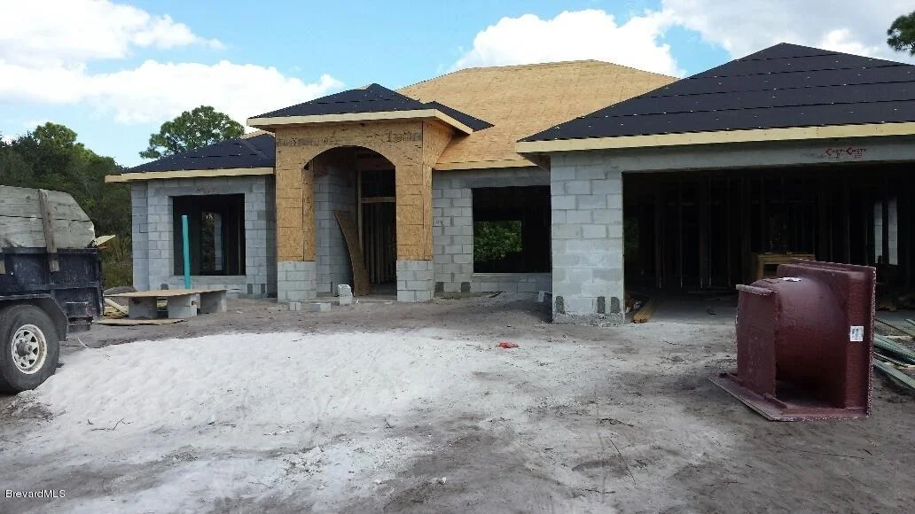 Photo of 2195 Botanica Circle