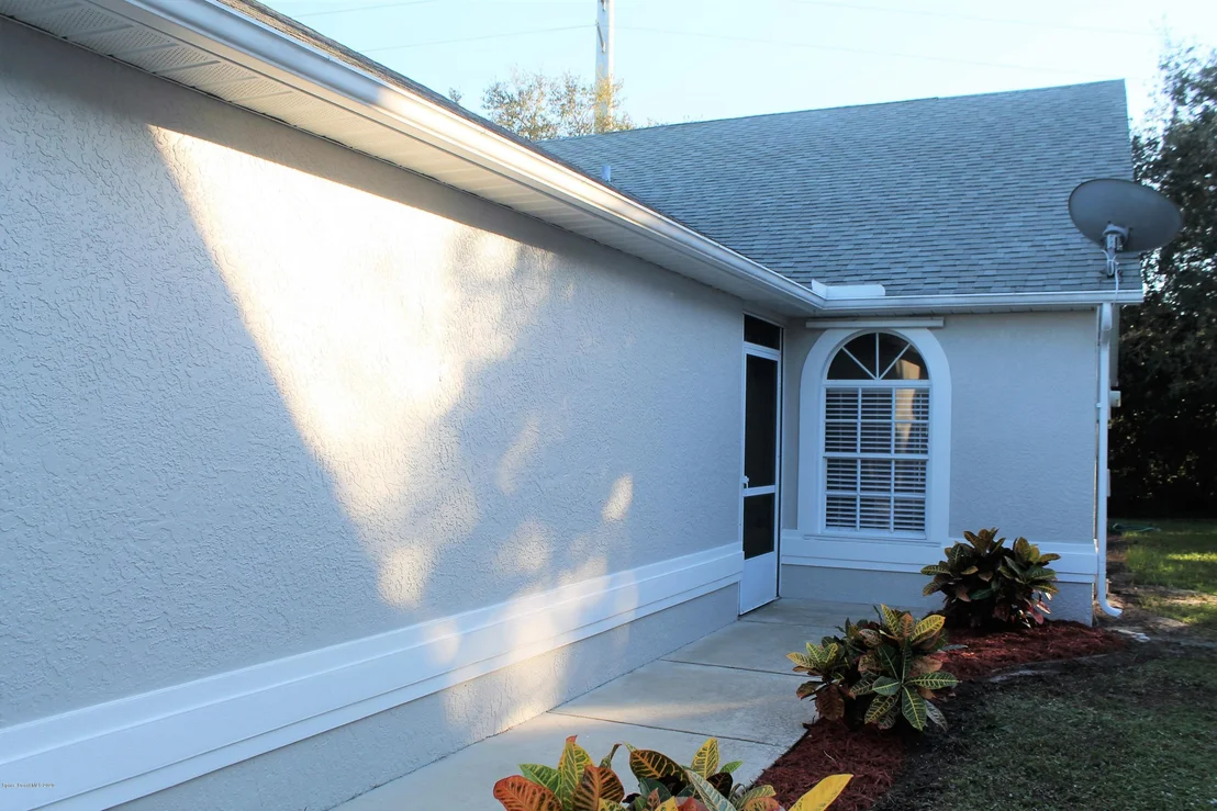 Photo of 2209 Breezy Circle