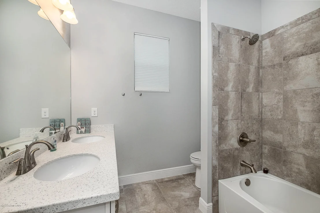 Photo of 7347 Bluemink Lane