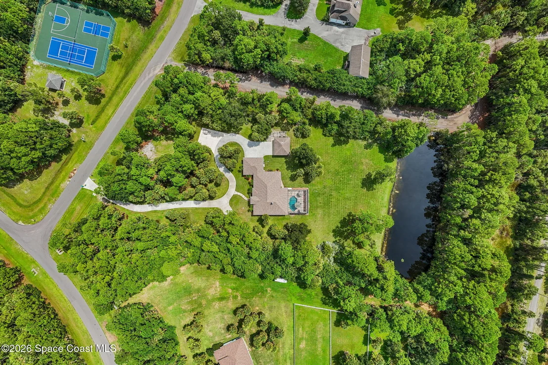 Photo of 5453 The Willows Drive