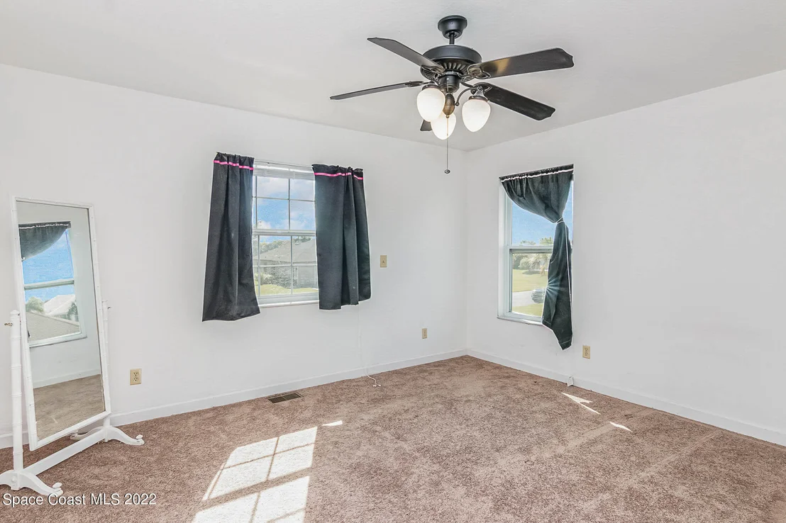 Photo of 896 Belmont Place