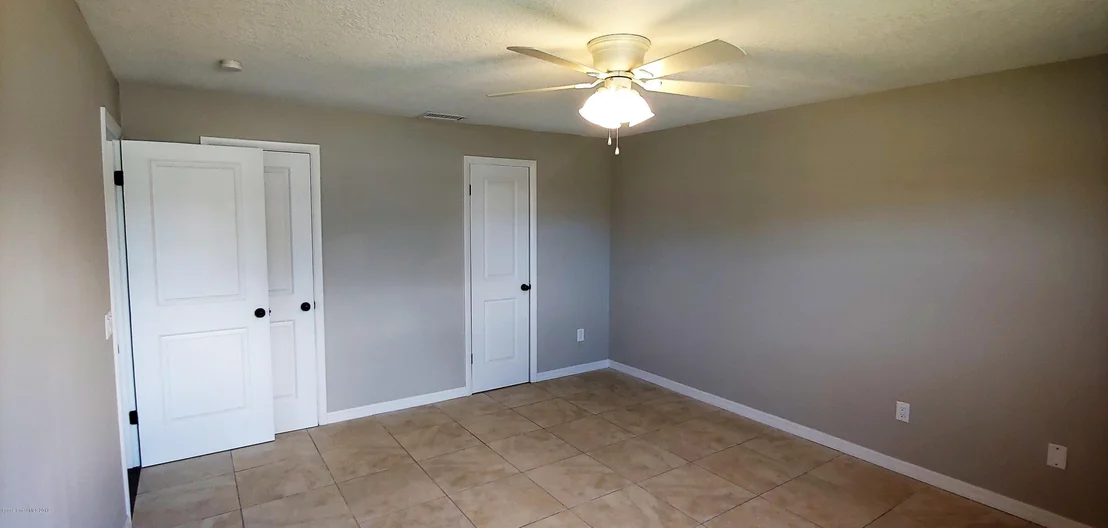 Photo of 2187 Montgomery Road