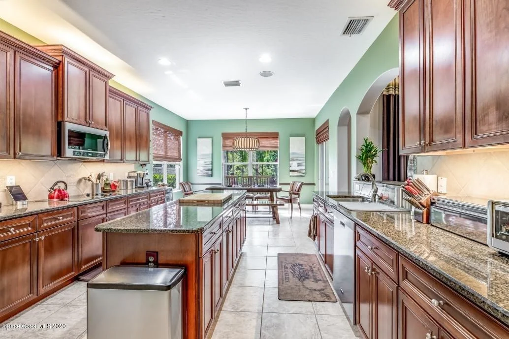 Photo of 3696 Peninsula Circle
