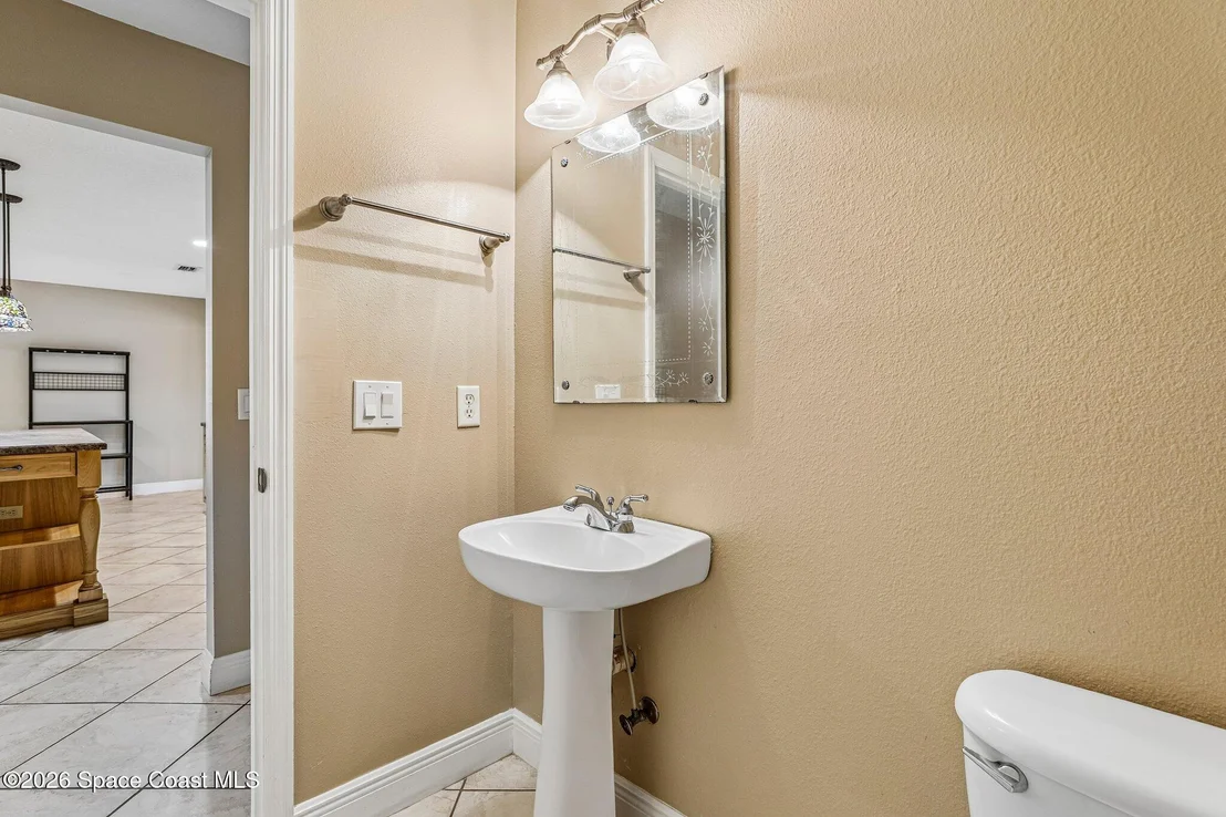 Photo of 2460 Lacourt Lane