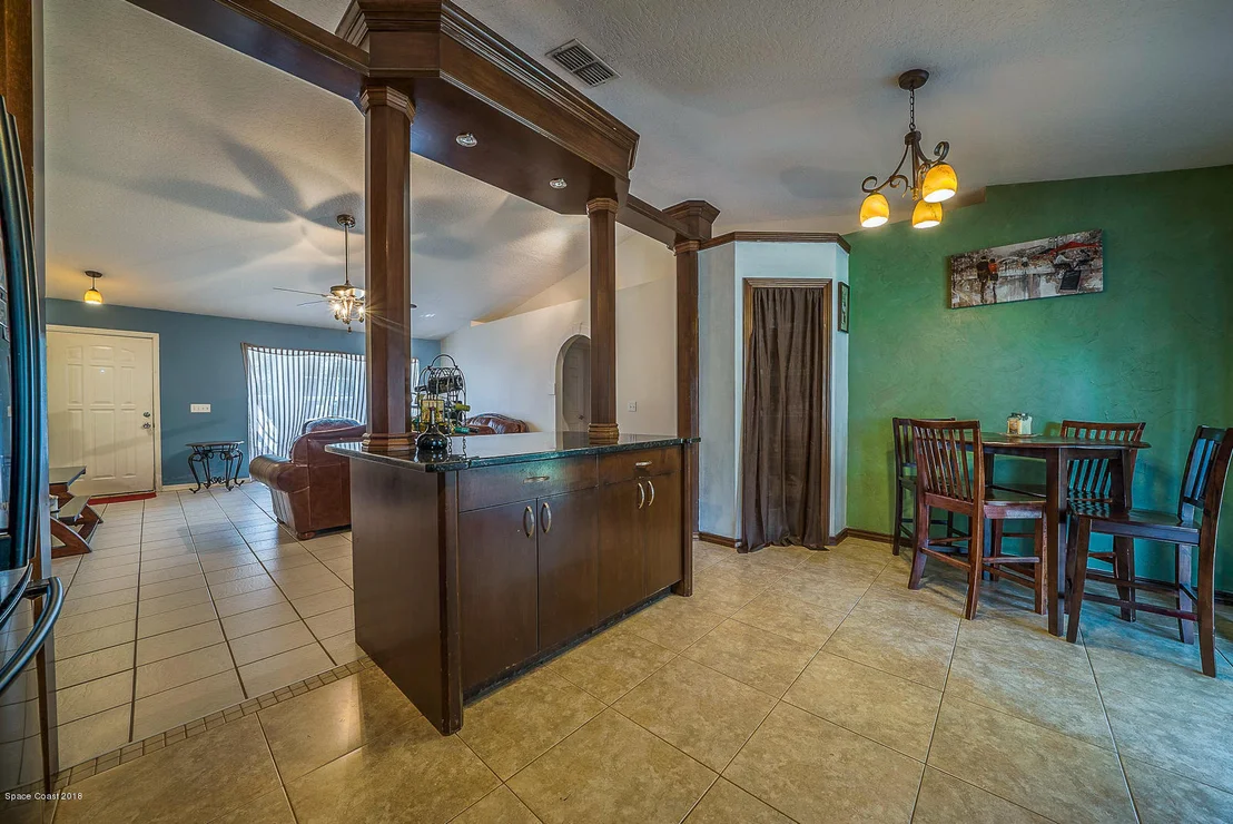 Photo of 2404 Wolf Creek Drive