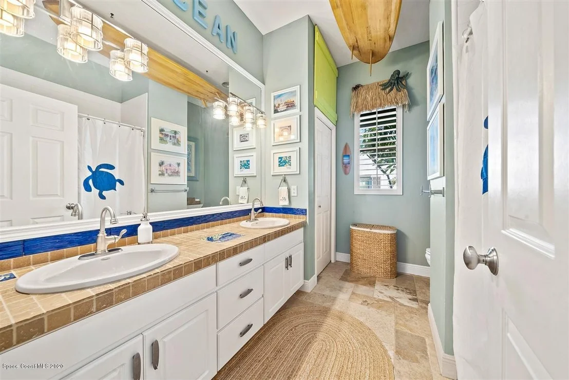 Photo of 840 Peregrine Drive