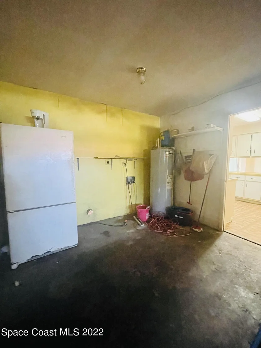 Photo of 810 Edwards Street NE