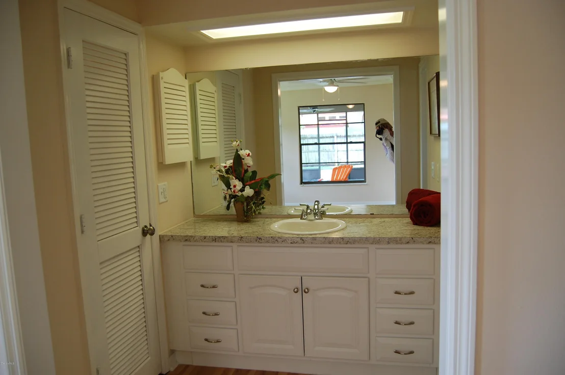 Photo of 983 Pineland Drive