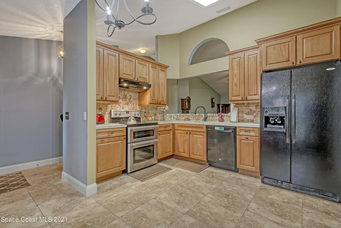 Photo of 6380 Manila Drive
