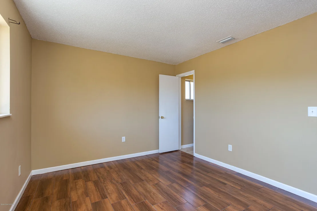 Photo of 3400 James Street
