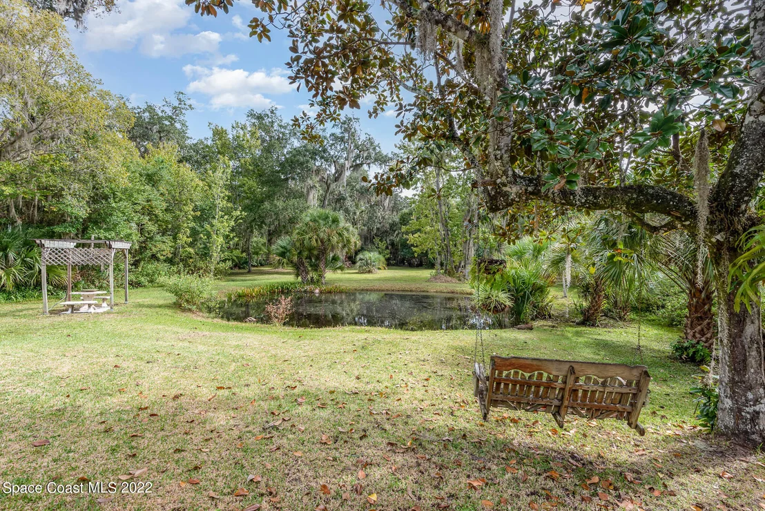 Photo of 3396 Lionel Road