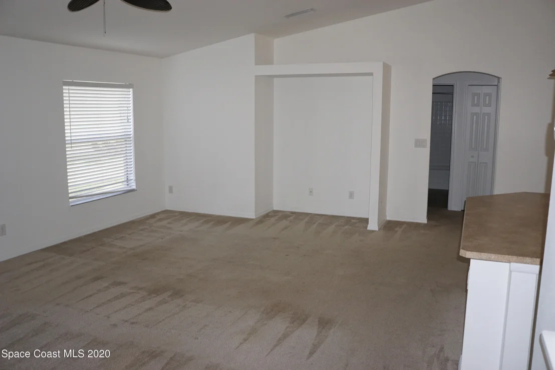 Photo of 1101 Morgan Circle NE