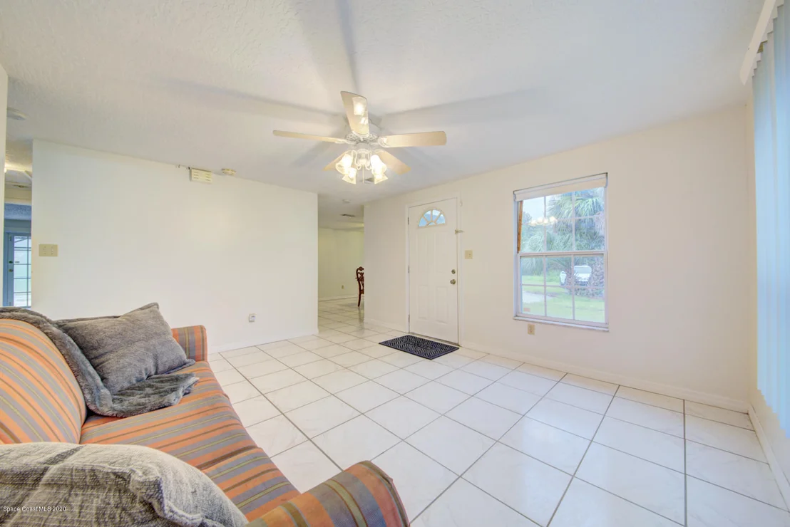 Photo of 4005 Alan Shepard Avenue