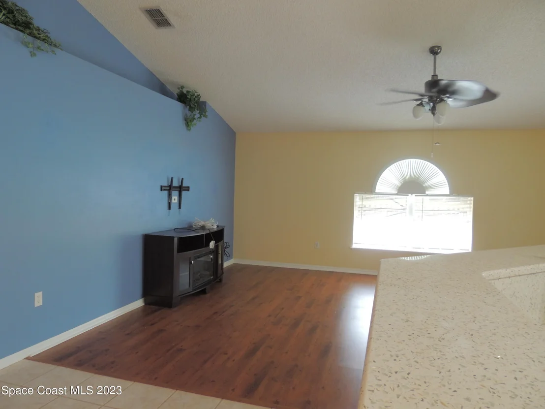 Photo of 294 Mcclain Drive