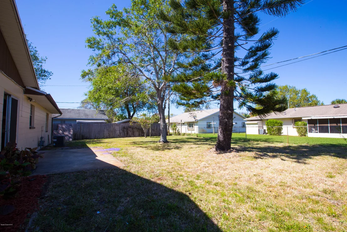Photo of 1522 Spruce Road