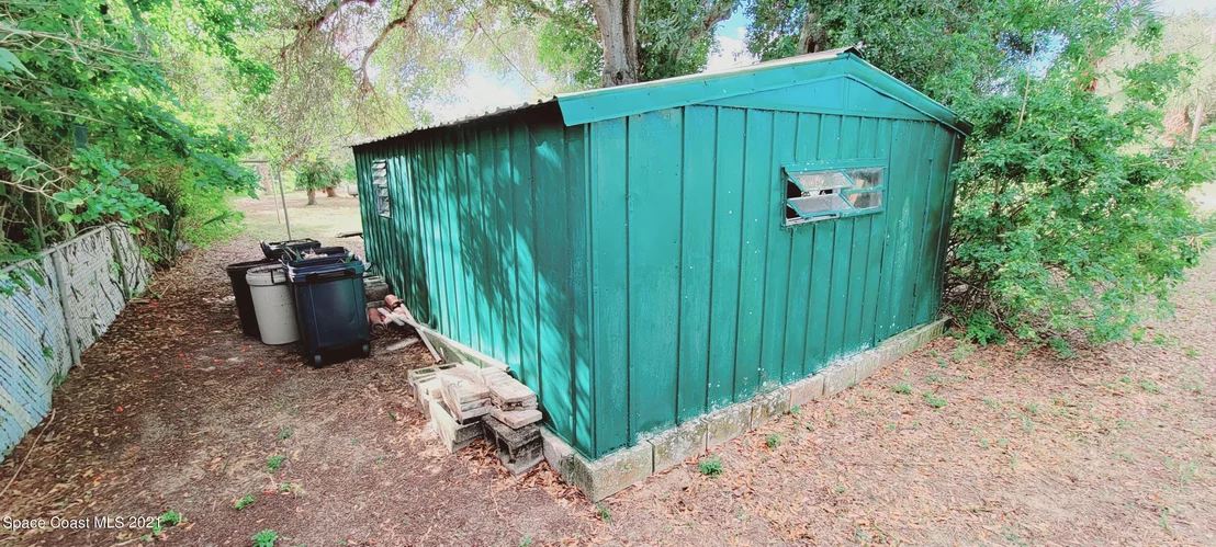 Photo of 6974 Ash Drive