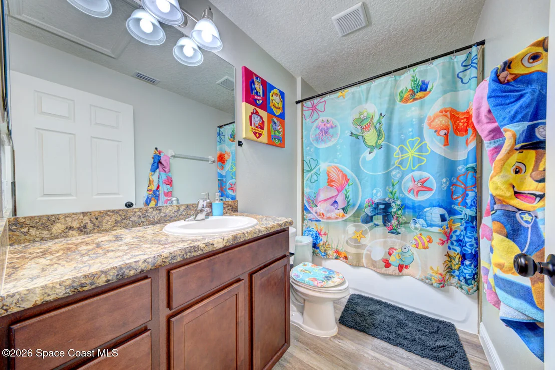 Photo of 6165 Adina Road