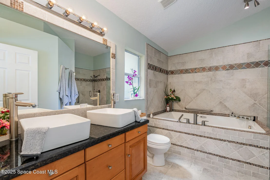Photo of 915 Sedgewood Circle