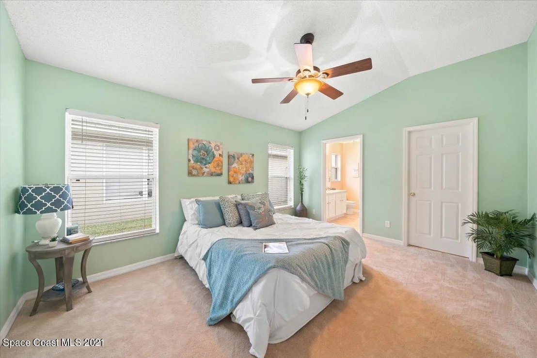 Photo of 1055 Sedgewood Circle