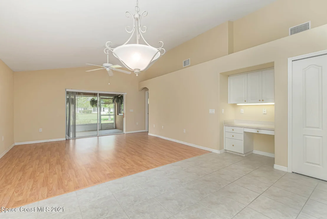 Photo of 6914 Renshaw Drive
