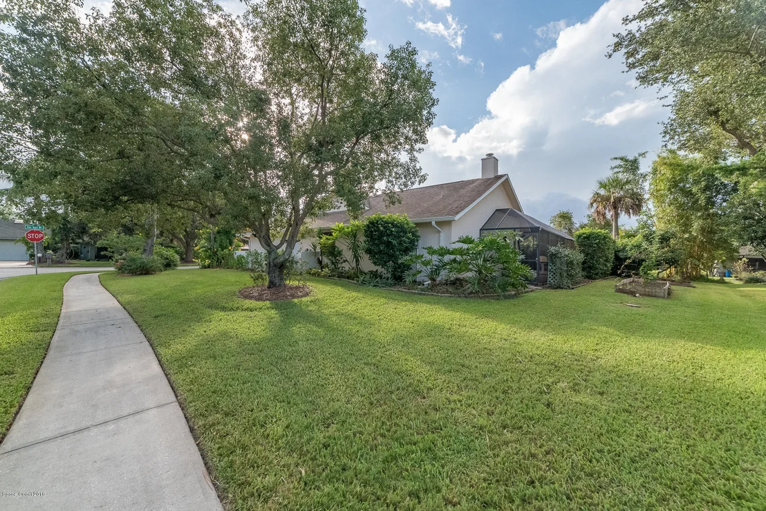 Photo of 1836 Fox Bay Drive