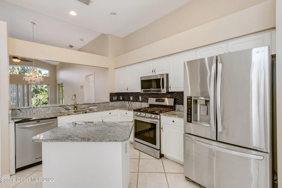 Photo of 1076 Pine Creek Circle NE