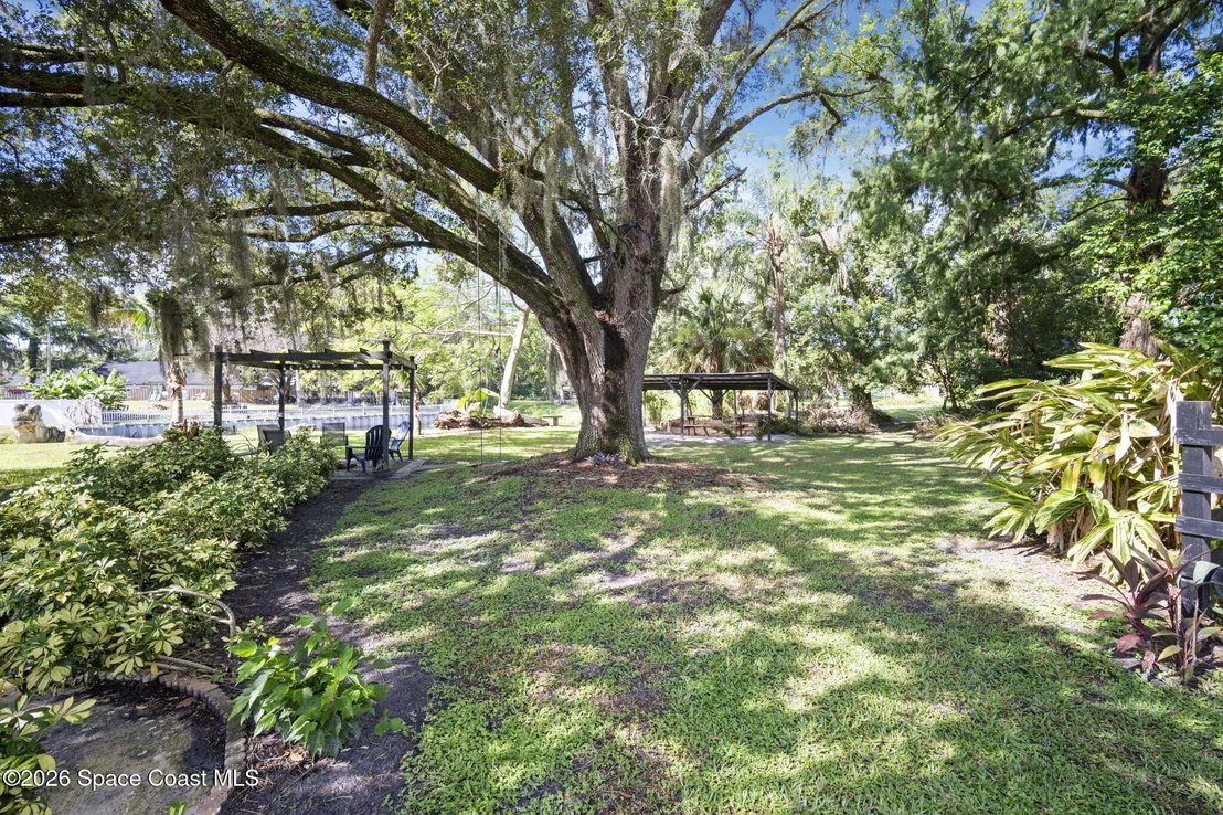 Photo of 300 Orange Avenue