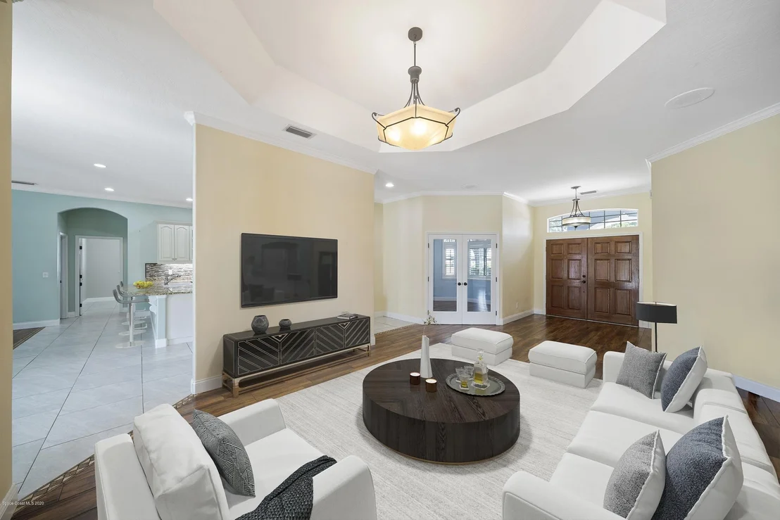 Photo of 991 Stratford Place