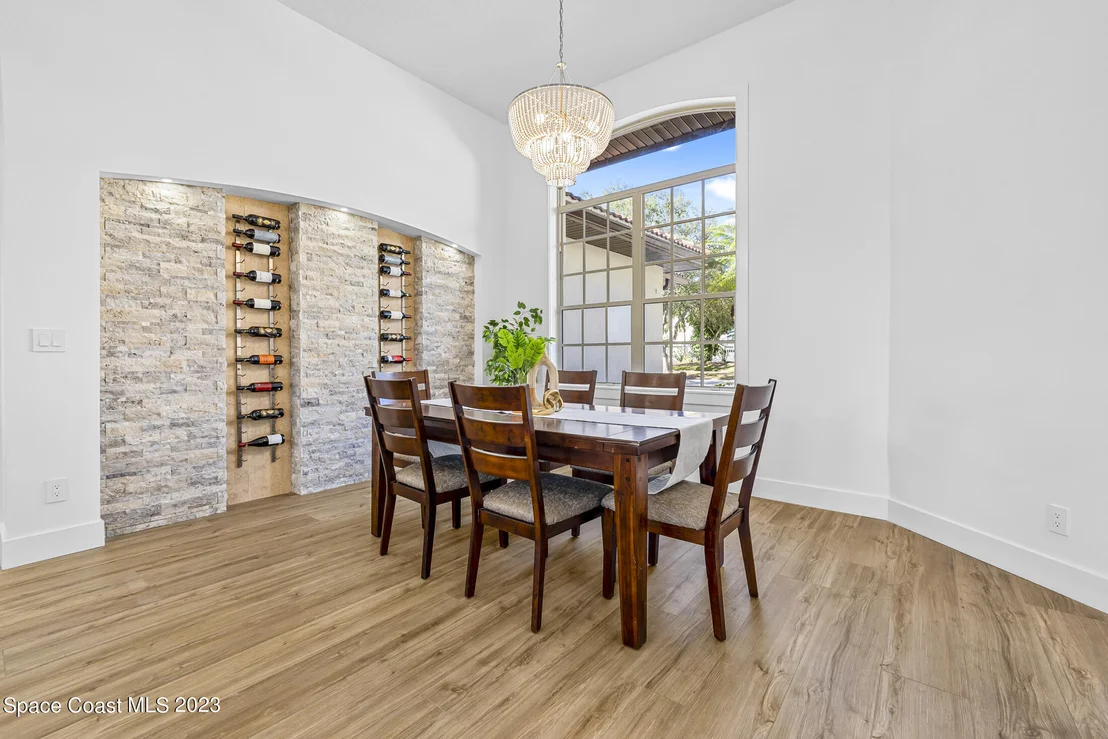 Photo of 473 Peregrine Drive