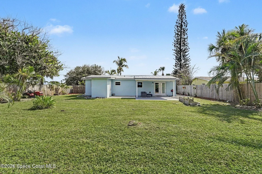 Photo of 302 5th Avenue