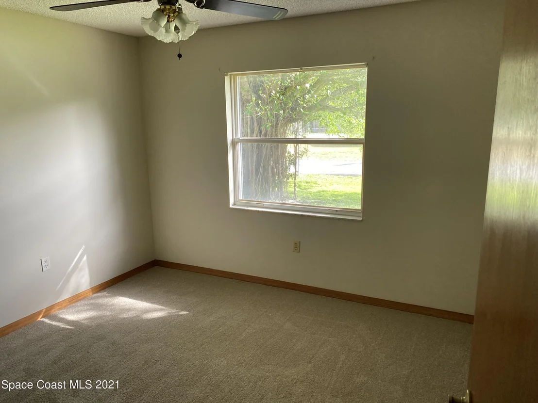 Photo of 6446 Cable Avenue