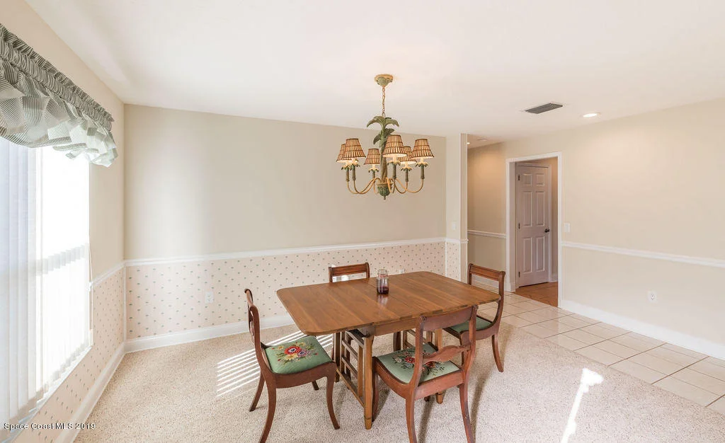 Photo of 1484 Wellington Circle