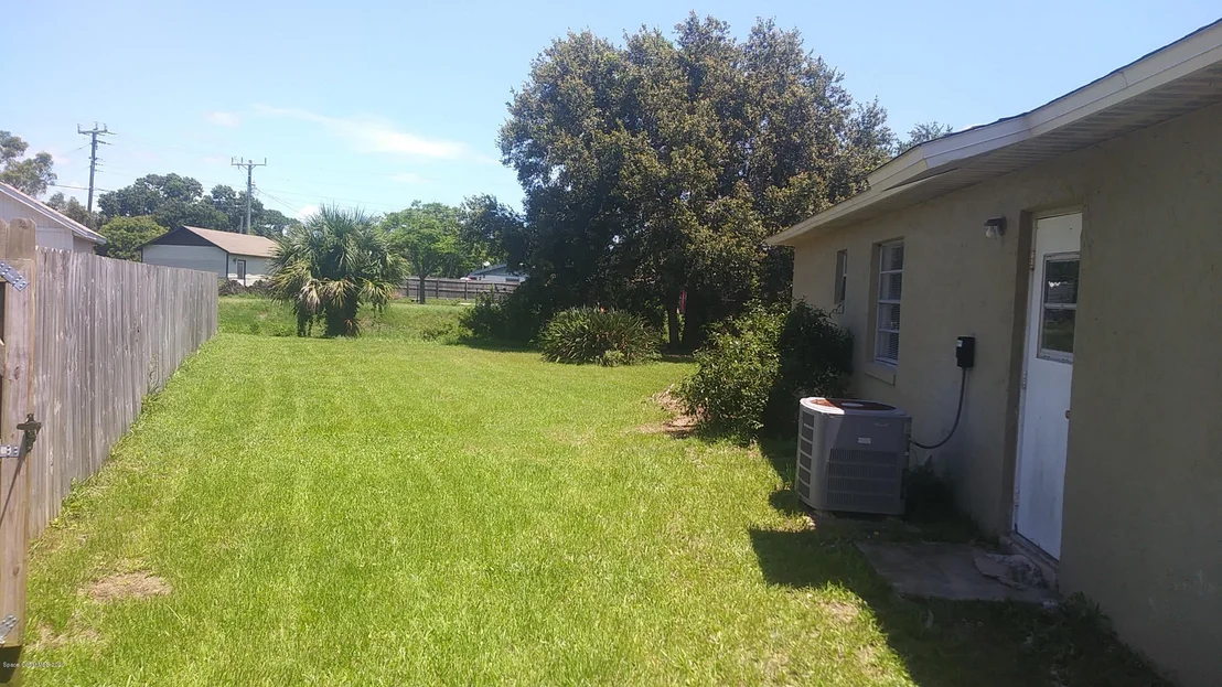 Photo of 1032 Sycamore Drive
