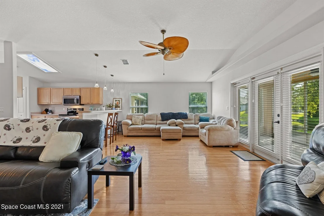 Photo of 2540 Stratford Pointe Drive