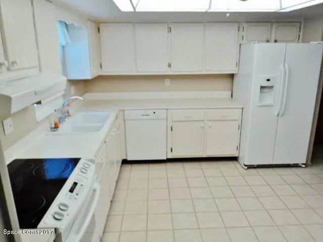 Photo of 333 Bahama Drive
