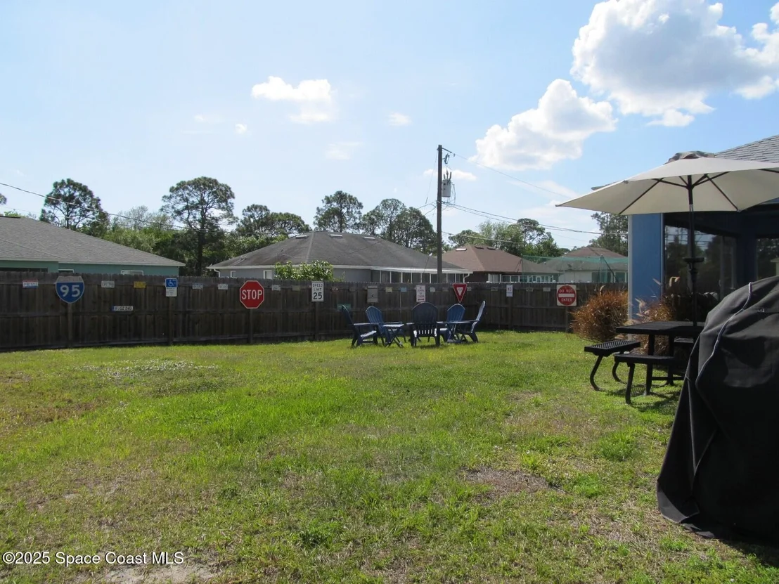 Photo of 2811 Detached Circle SE