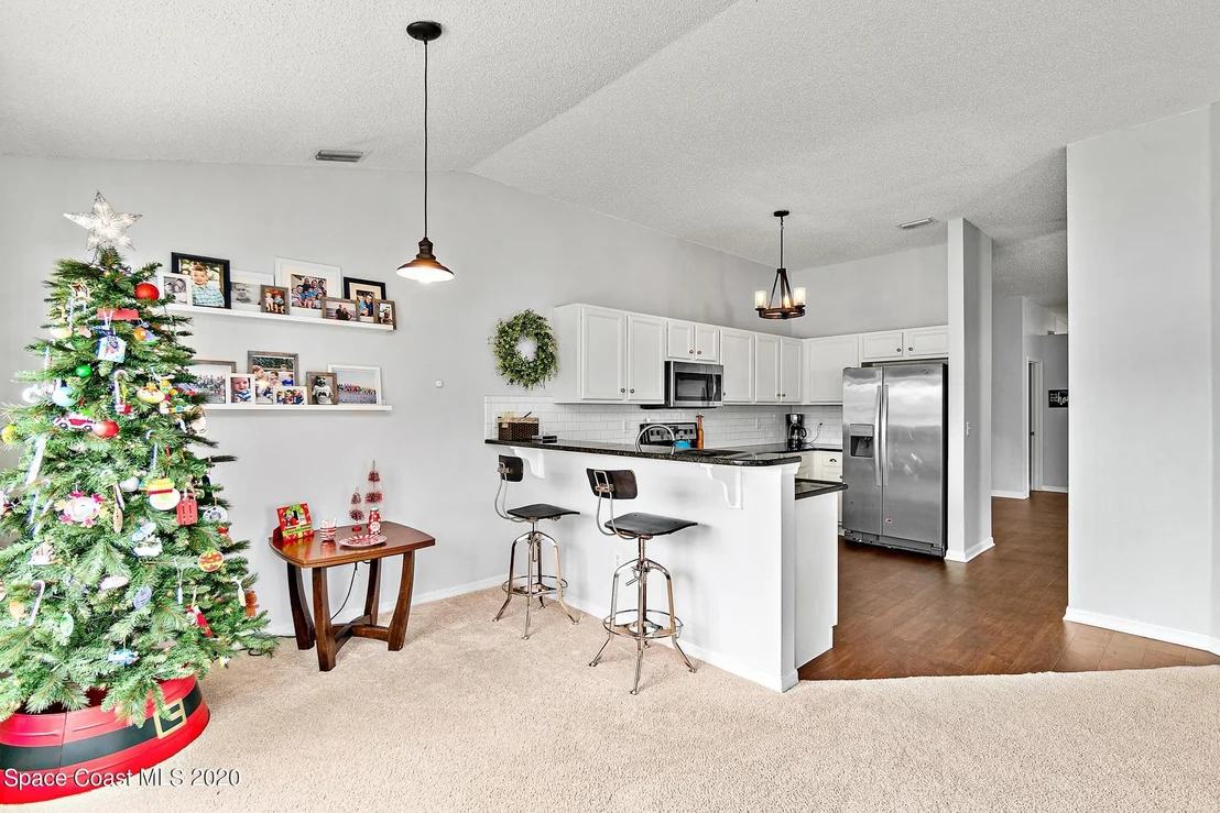 Photo of 3291 Merrick Avenue