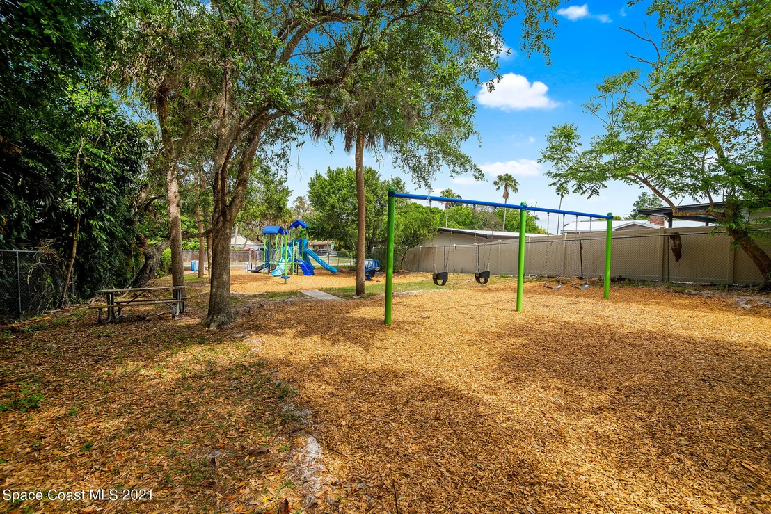 Photo of 211 Broadview Drive