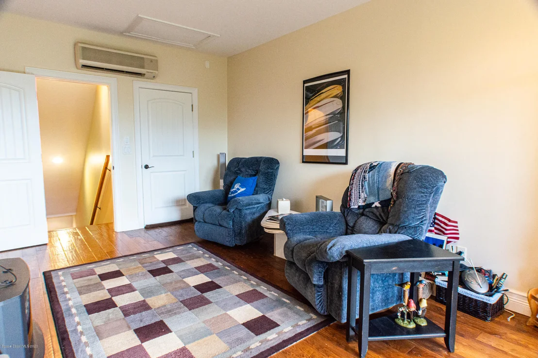 Photo of 5443 The Willows Drive