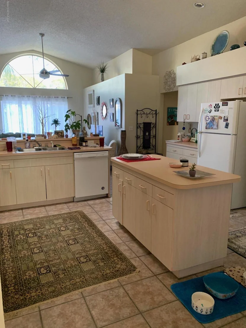 Photo of 3358 Lake View Circle