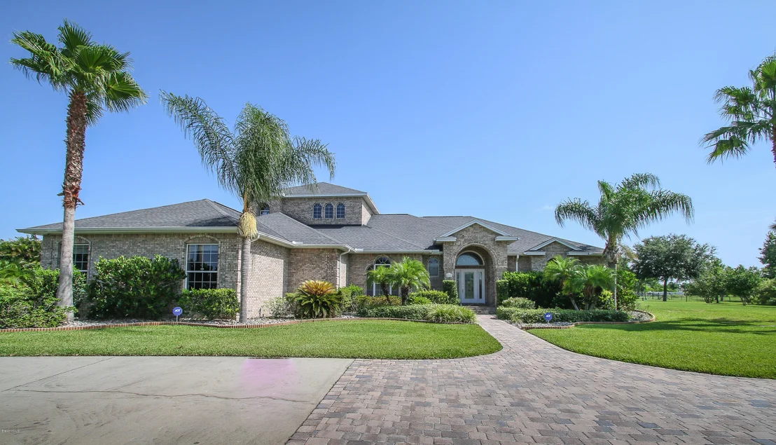 Photo of 1250 Tuckaway Drive