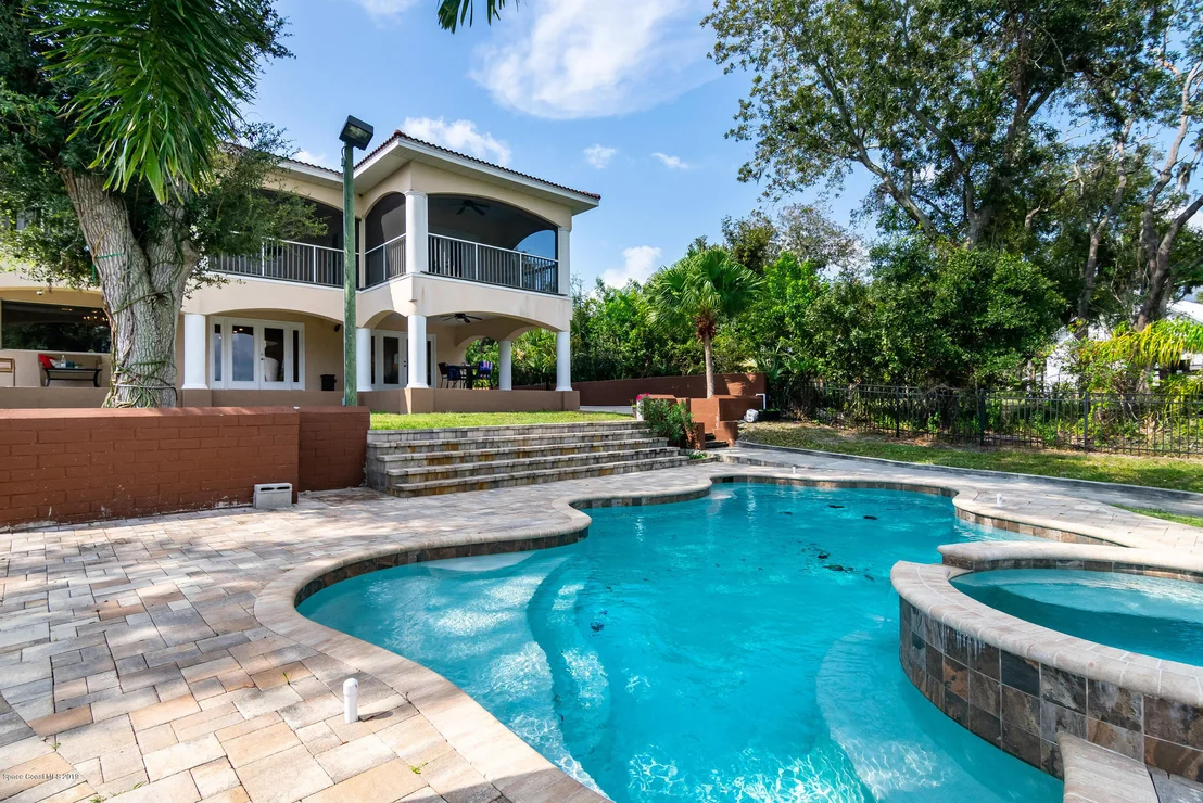 Photo of 984 Placid Drive