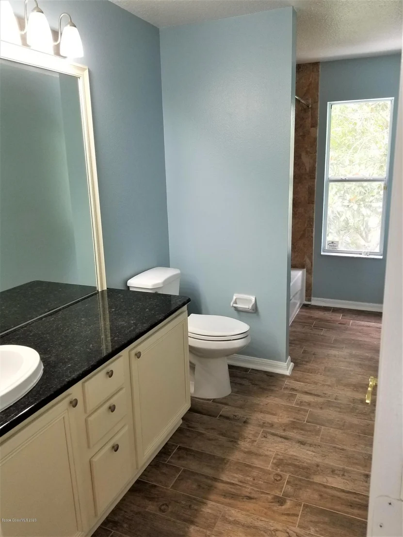 Photo of 667 Autumn Glen Drive